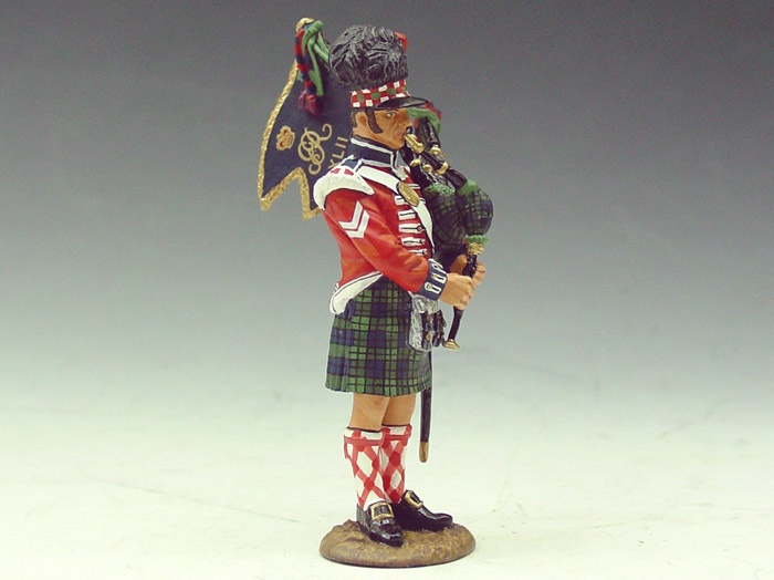 Black Watch Highlander Piper