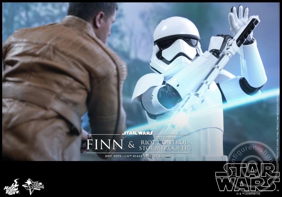 178561-04lf6ifd11iL38o Star Wars - Finn and First Order Riot Control Stormtrooper