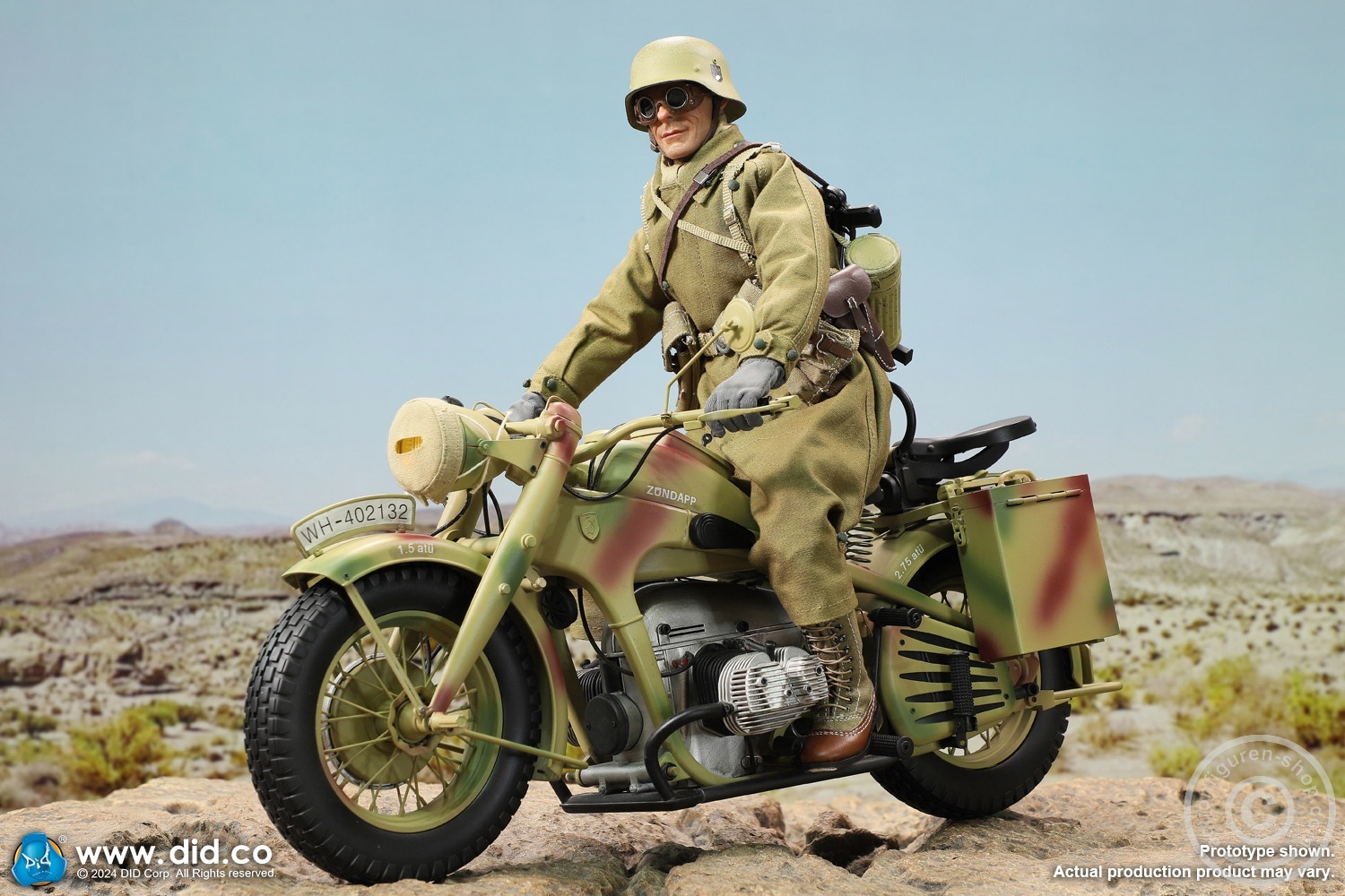 German Zündapp KS 750 Motorcycle with sidecar (Camo) - in 1/6 scale