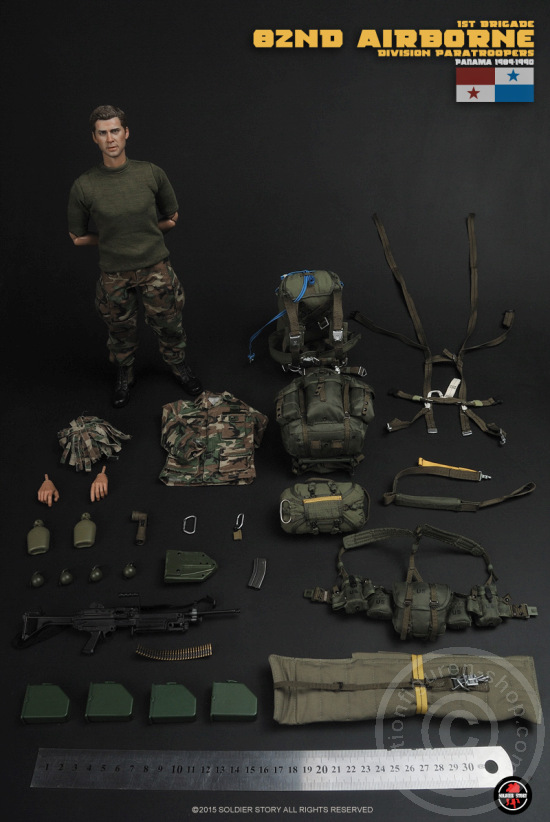 sst089-100w27wemlnJUxKa 82nd Airborne Paratrooper Panama 89-90