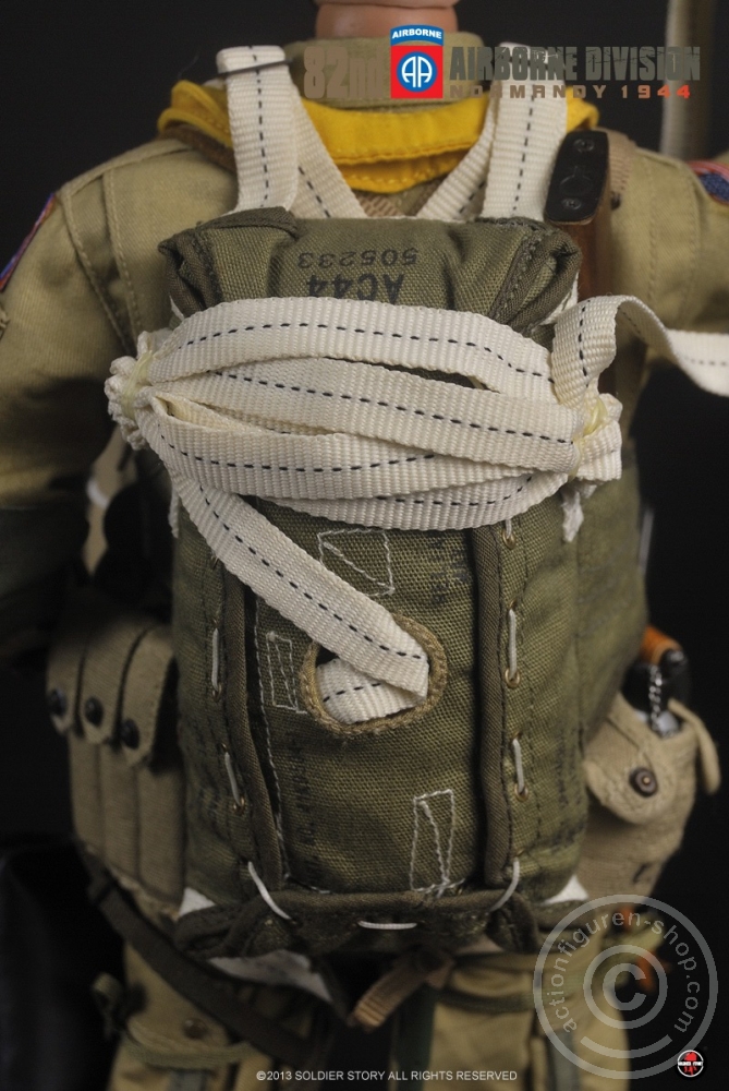 SSt077-32 82nd Airborne Division - Normandy 1944