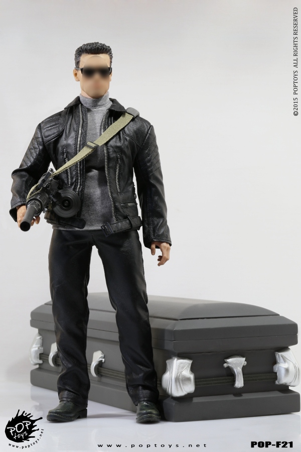 PTF21-04 Terminator Outfit Set mit Sarg