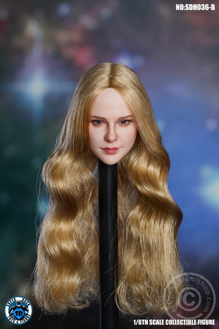 Female Head - Chloe - long blond Hair