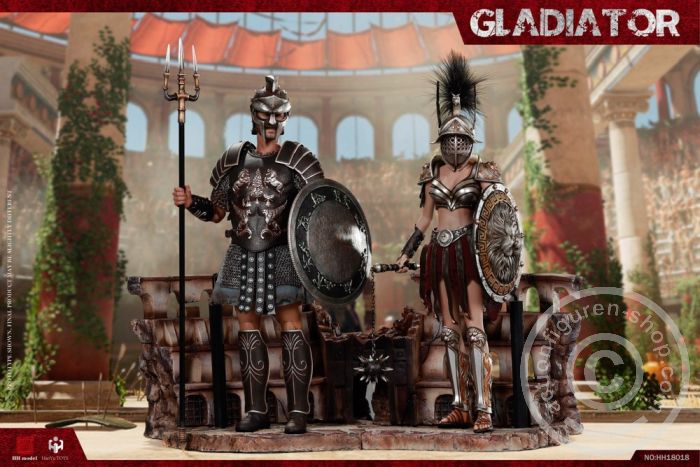 HH18018-01 Gladiator (Deluxe Edition) + Female Gladiator (black version)