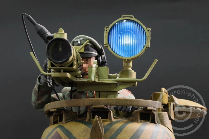 E60068-79 Panther G Tank Diorama (Cupola) - sand - w/ extra MG34 Mount