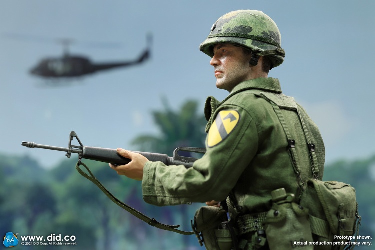 Lt. Col. Moore - Vietnam War U.S. Army Lt. Col. Moore - Vietnam War U.S. Army