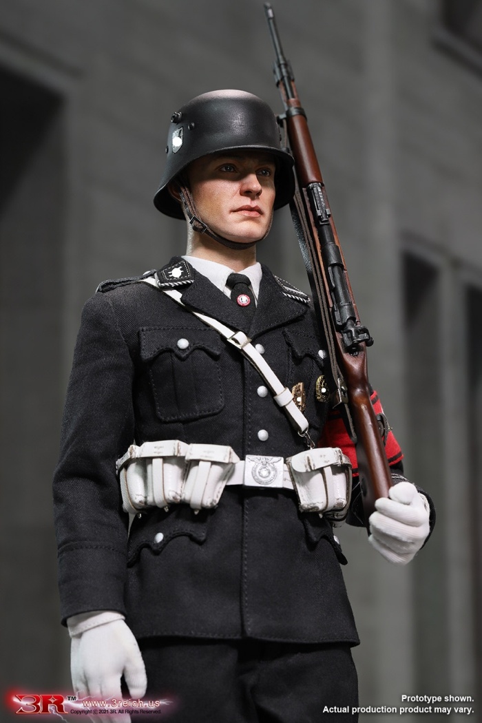 HL647-12 Leibstandarte Honor Guard (LAH) - Ultimate Edition