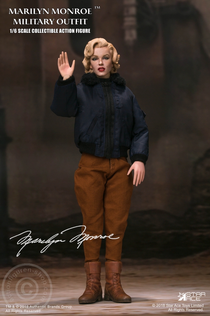 Marilyn Monroe (Military Outfit)