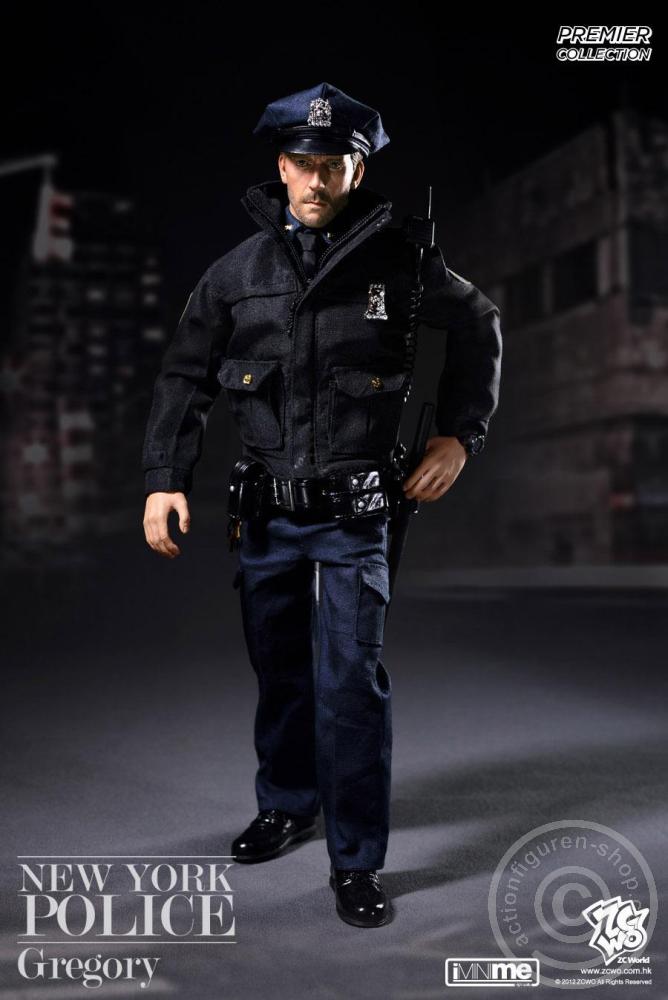 ZC096-03 NY Police Officer - Gregory