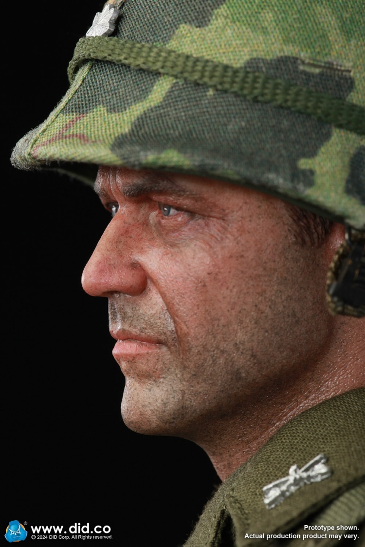 Lt. Col. Moore - Vietnam War U.S. Army Lt. Col. Moore - Vietnam War U.S. Army