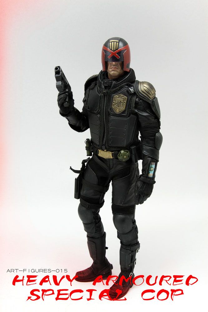 ArtF015-05 Heavy Armoured Special Cop