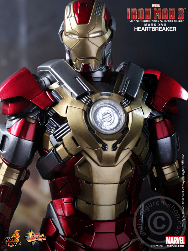 175393-10 Iron Man 3 - Heartbreaker - (Mark XVII)
