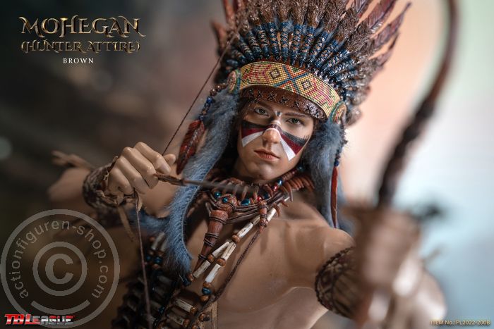 Mohegan (hunter attire) - Brown Mohegan (hunter attire) - Brown