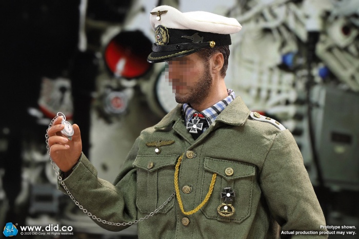 80148-22 German U-Boat Commander - Lehmann