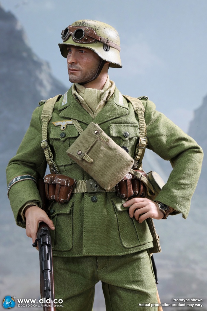 80152-19 Burk - WWII German Africa Korps Infantry Man