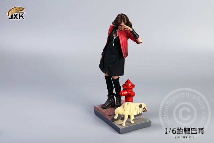 JXK069ABCDEF-05 Pug w/ Leg Lift & Diorama Platform