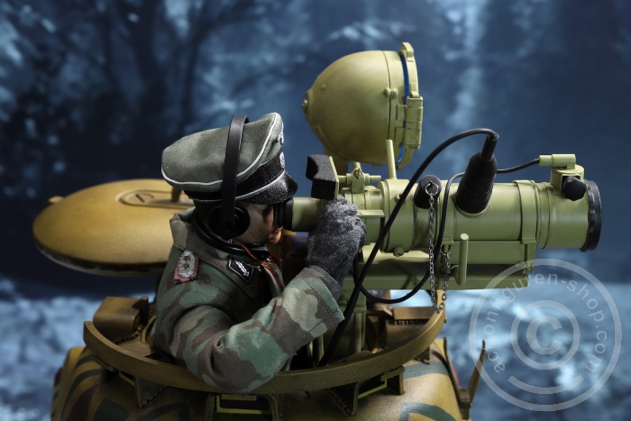 E60068-66 Panther G Tank Diorama (Cupola) - sand - w/ extra MG34 Mount