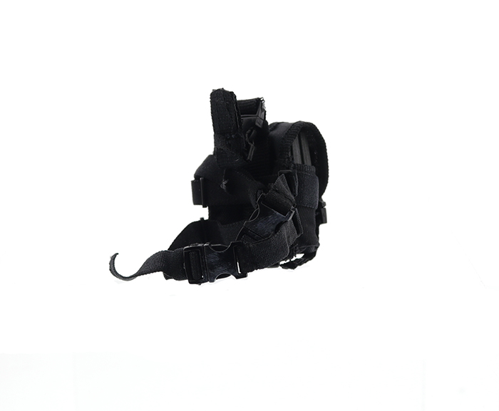 80119s12-04JHSfaLresIMOZ Double Mag Pouch w/ 4 Mags - black
