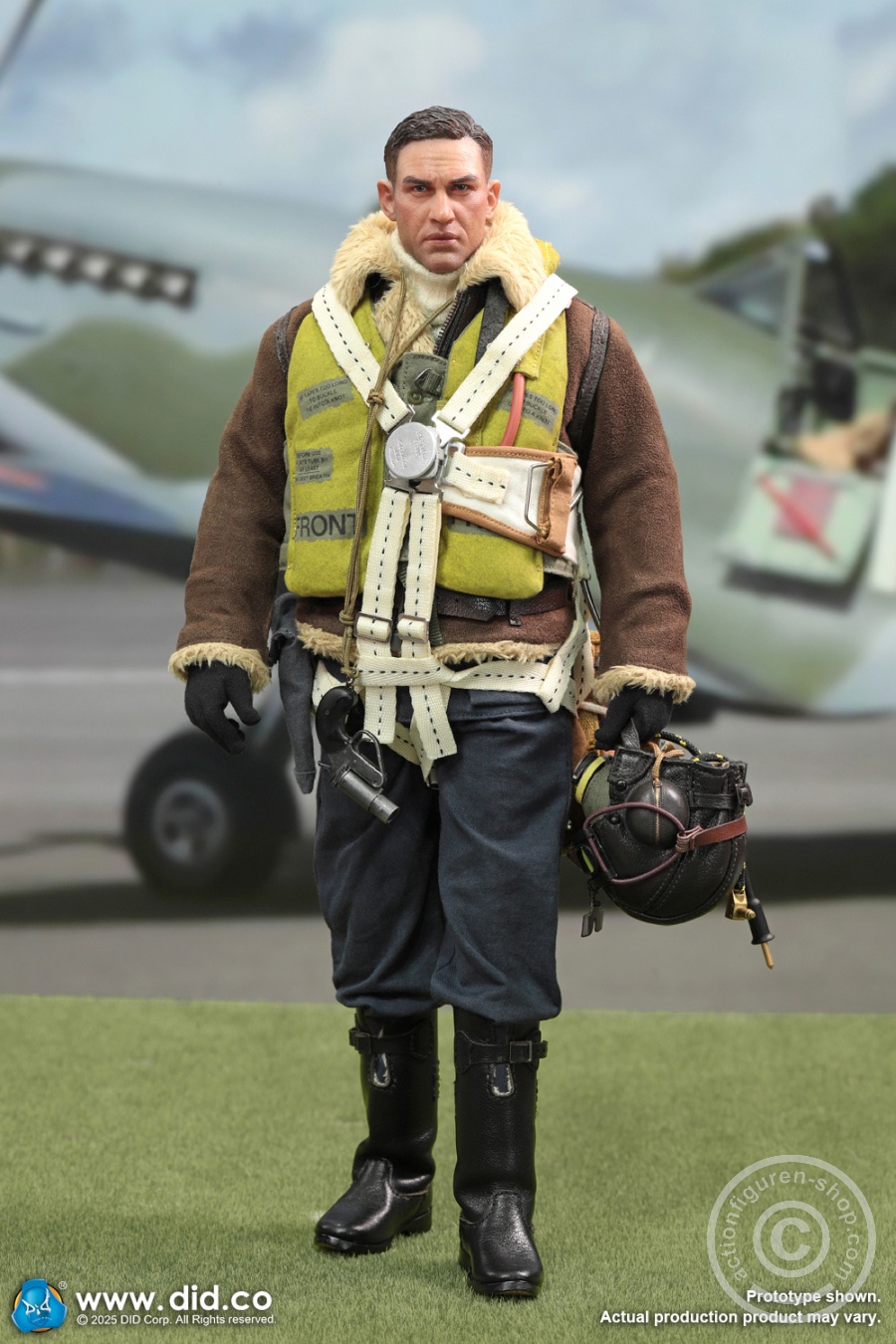Tom - WWII British Pilot Squadron Leader - in 1/6 scale Tom - WWII British Pilot Squadron Leader - in 1/6 scale