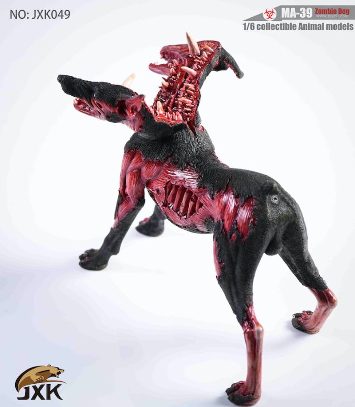 JXK049-06 Zombie Dog (cut in half)