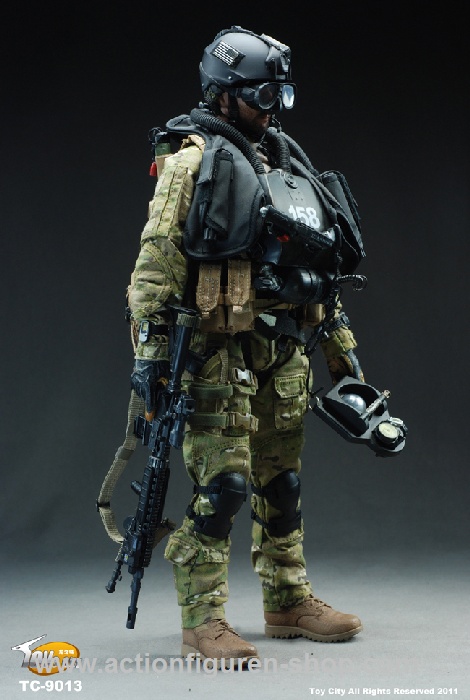 TTL9013-14 Navy SEAL Recon Diver
