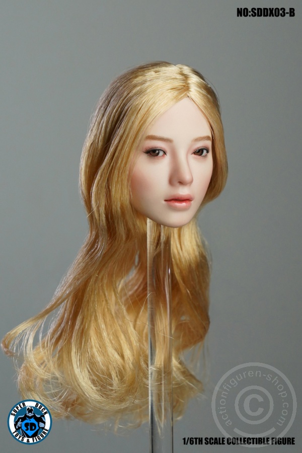 Female Character Kopf w/ movable Eyes