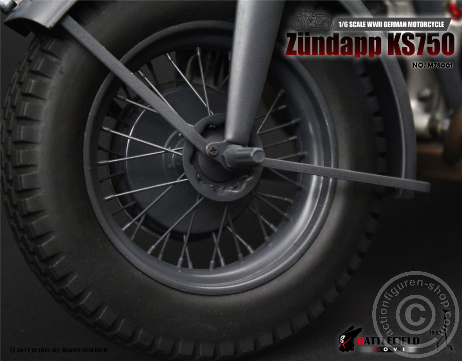 M78001-13 Zündapp KS750 Motorrad - camo