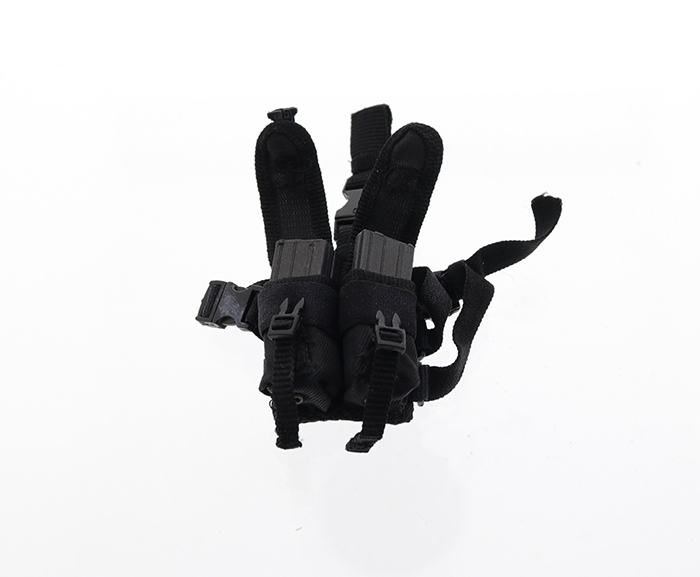80119s12-02MMz6nRdjwljle Double Mag Pouch w/ 4 Mags - black