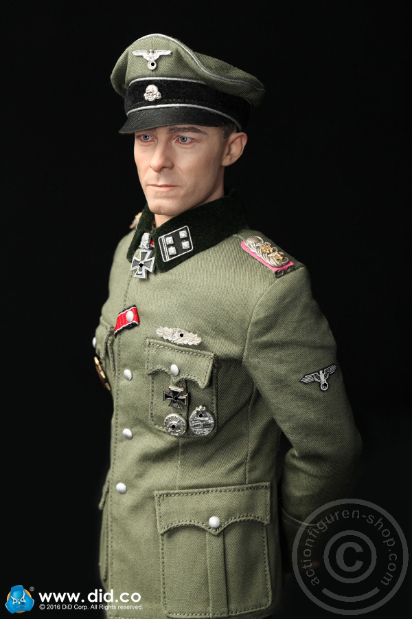 80120-13cp5Bg3BjgXVly Joachim Peiper - SS-Standartenführer
