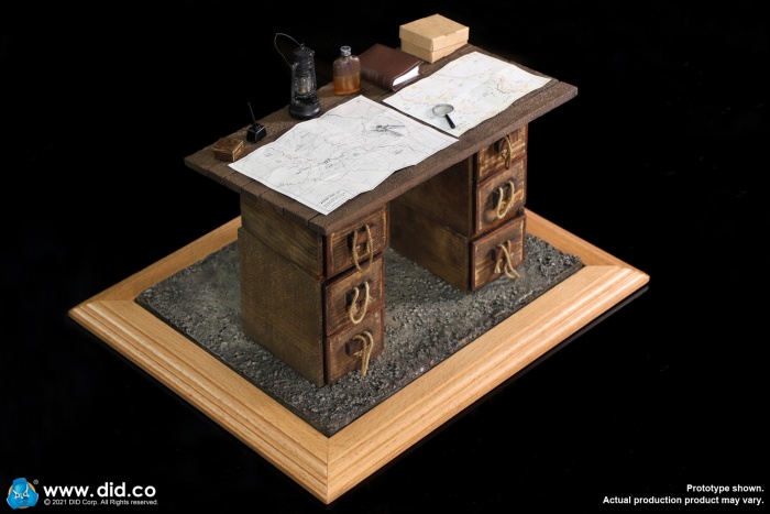 WWI War Desk Diorama Set