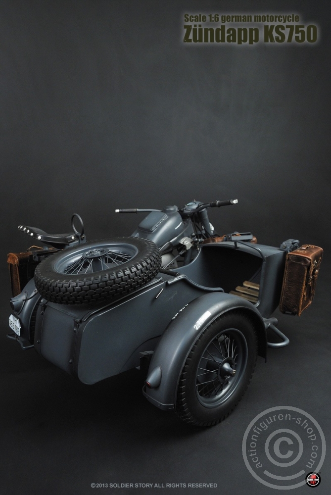 Zündapp KS-750 mit Beiwagen