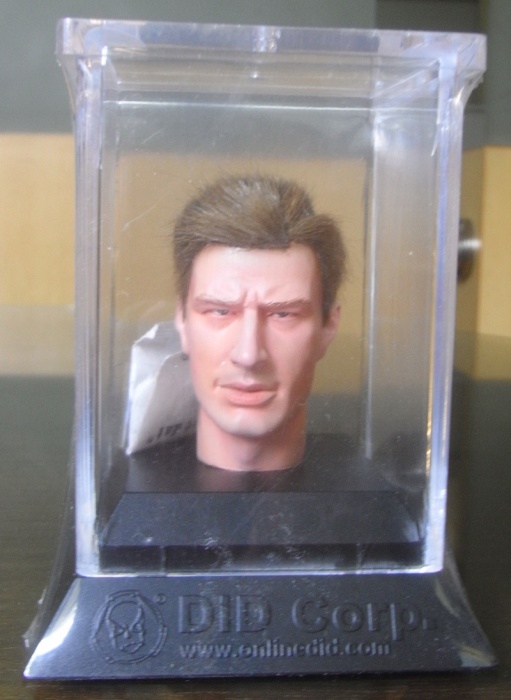 d30001-02zJQqltBU4sINj5 Ultimate Realistic Head - Braune Haare + Körper