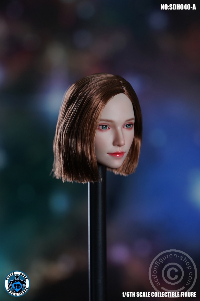 Female Head - short brown Hair