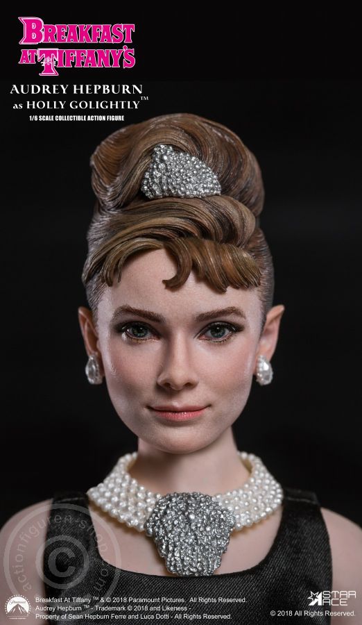 SA051-03 Audrey Hepburn - Breakfast at Tiffany
