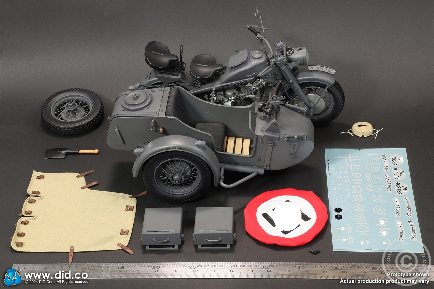 German Zündapp KS 750 Motorcycle with sidecar (Grey) - in 1/6 scale