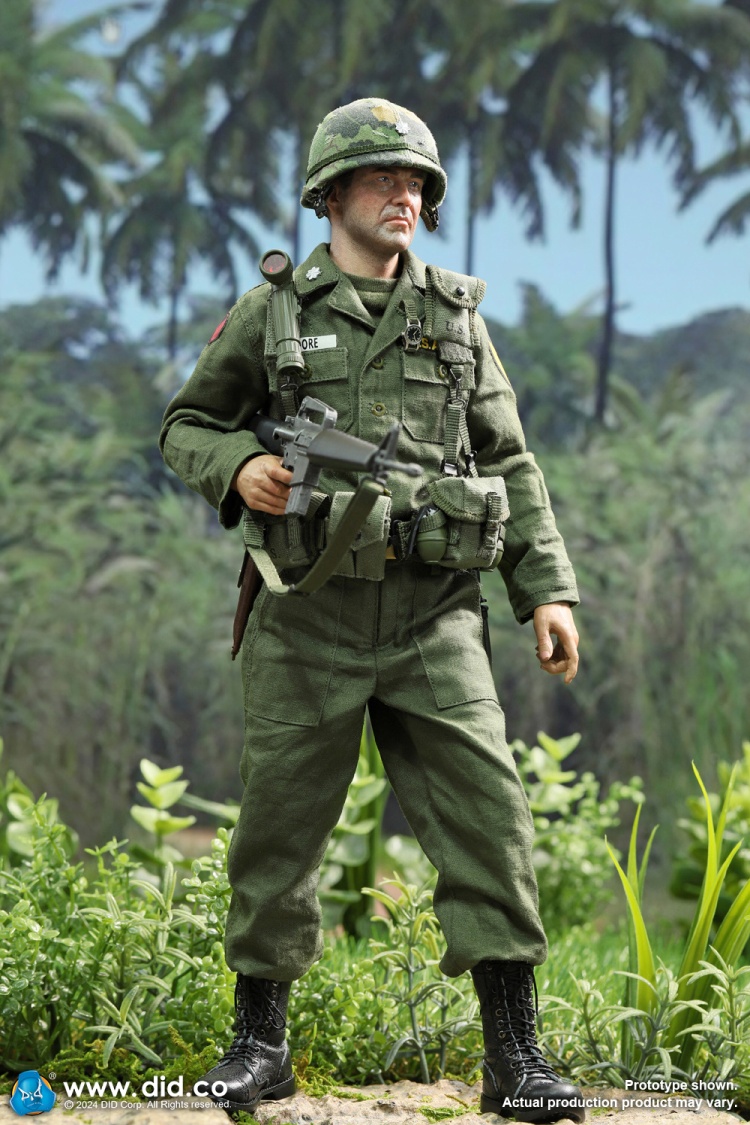 Lt. Col. Moore - Vietnam War U.S. Army Lt. Col. Moore - Vietnam War U.S. Army