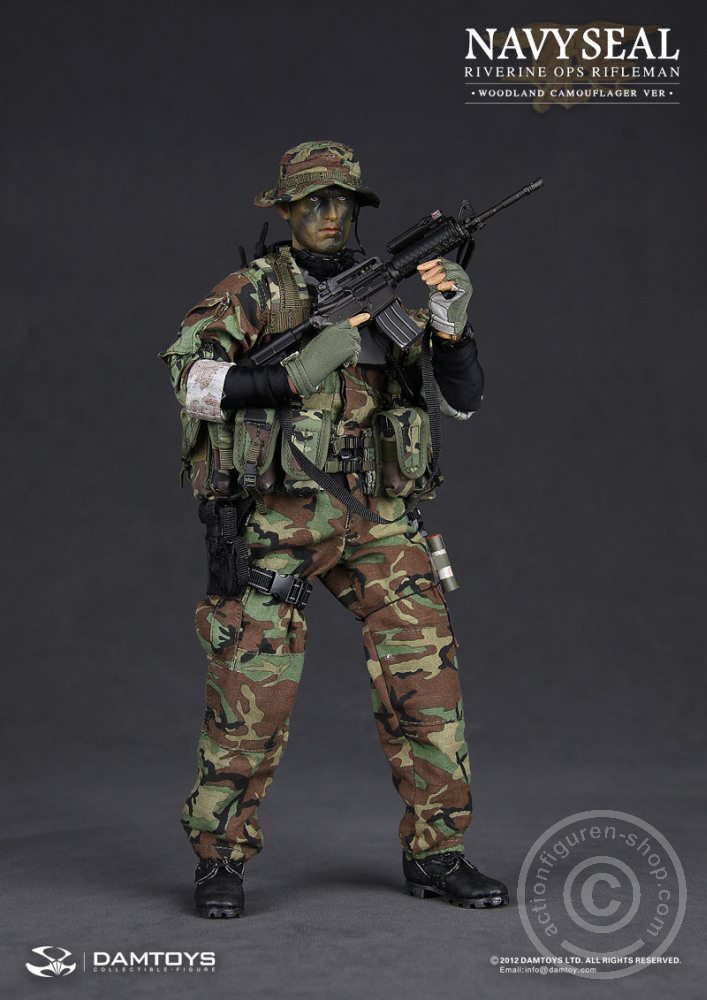 DA93015-072aMCDHHlIOk44 Navy Seal Riverine OPS Rifleman - Woodland