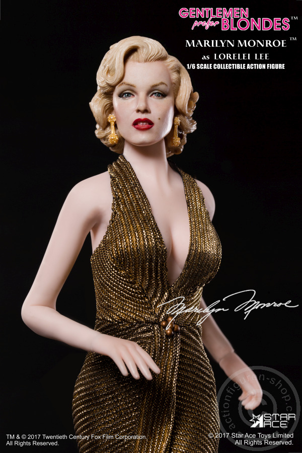 SA016-07 Marilyn Monroe - in Gold Dress