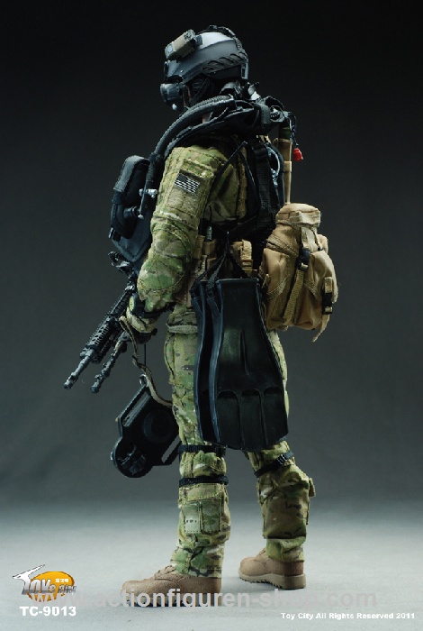 TTL9013-16 Navy SEAL Recon Diver