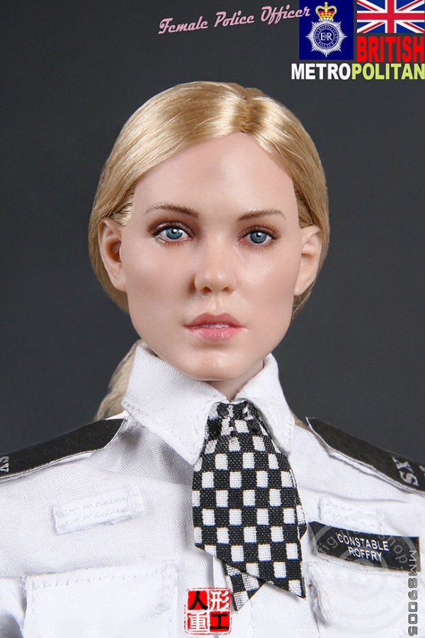 BBT-S9005-22 British Metropolitan Female Police Officer