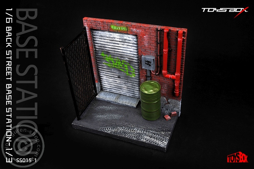 Back Street Base Station - Diorama 1