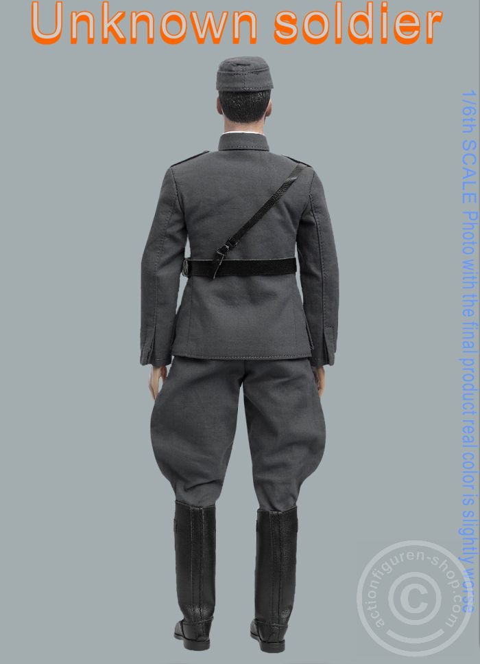 EC888801-10 Finland 1941 WW II Captain Uniform Set