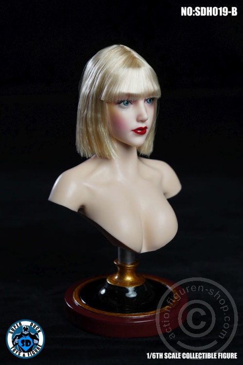 Female Head - gold-blond mid-long Hair