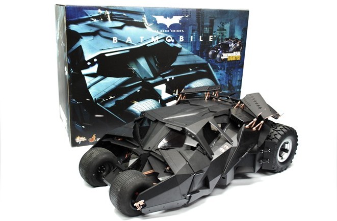 172132-box-01_p1SweVqiD7UgTdN Bat-Mobil - The Dark Knight