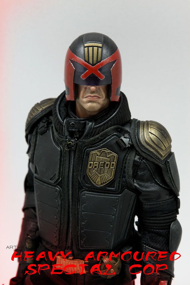 ArtF015-09 Heavy Armoured Special Cop