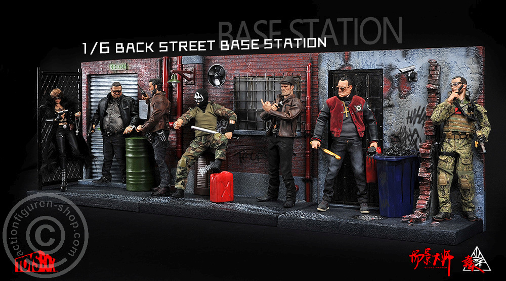 Back Street Base Station - Diorama 1