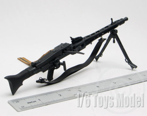 MG-42 mit Zubehör