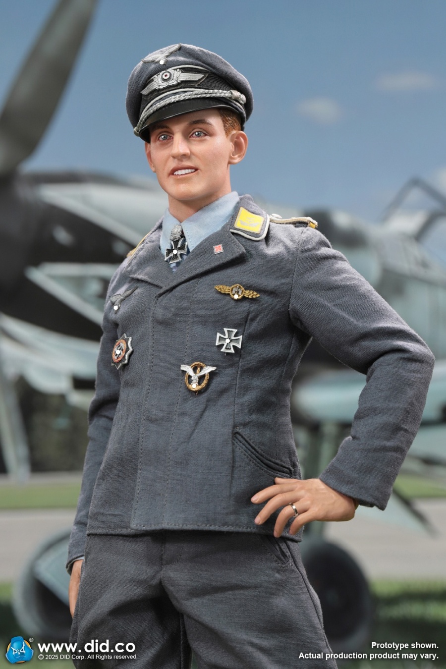 Erich Hartmann - WWII German Luftwaffe Ace Pilot - in 1/6 scale Erich Hartmann - WWII German Luftwaffe Ace Pilot - in 1/6 scale