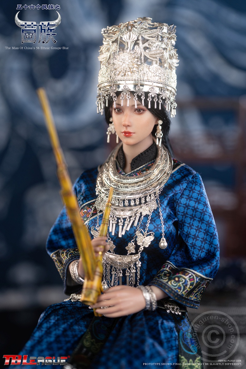 The Miao of China's 56 Ethnic Groups-Blue - in 1/6 Scale