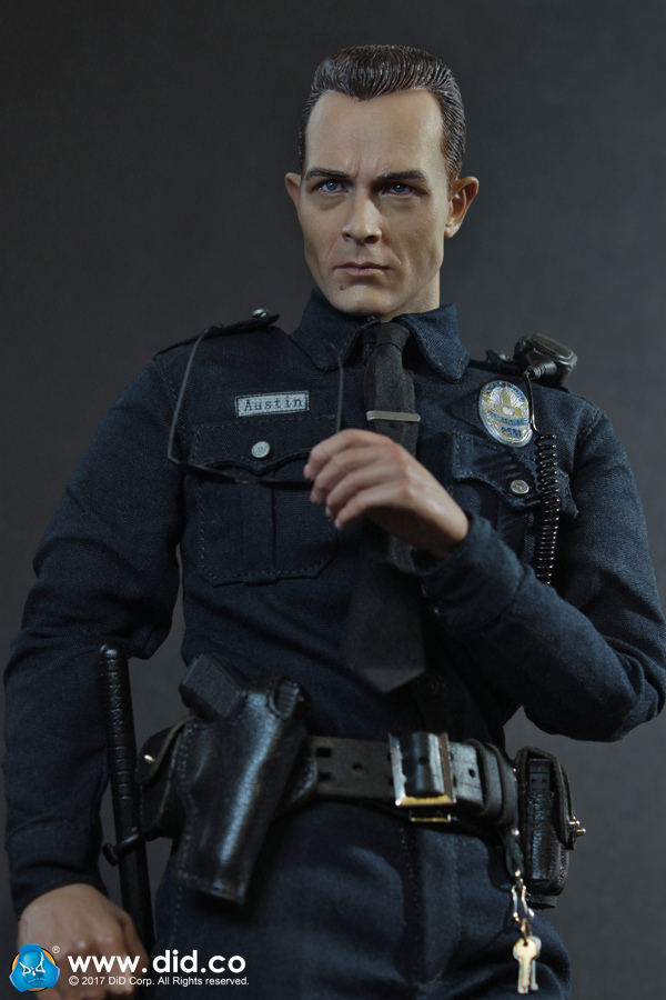 MA1009-20 LAPD Patrol - Officer Austin